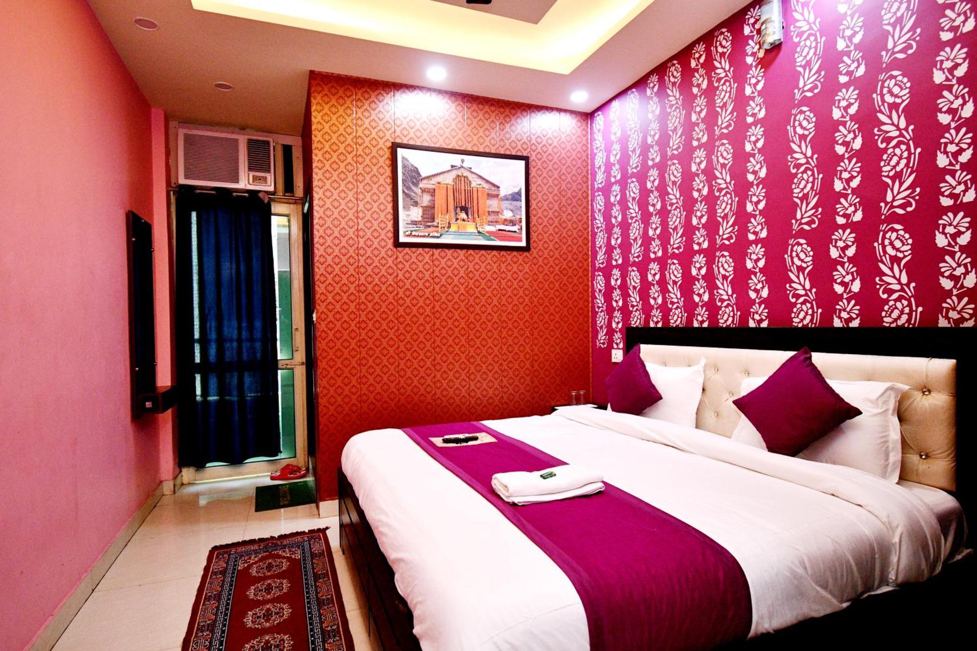 Hotel Dev Bhoomi Inn Rishīkesh Buitenkant foto